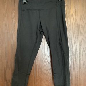 Zella Crops Size Medium